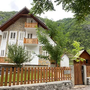 Bujtina Tinari Albania