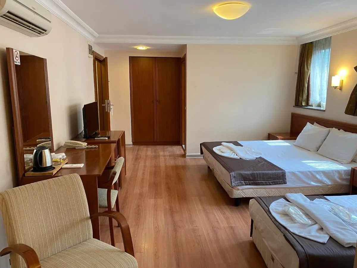Triada Gayrettepe Istanbul Hotel