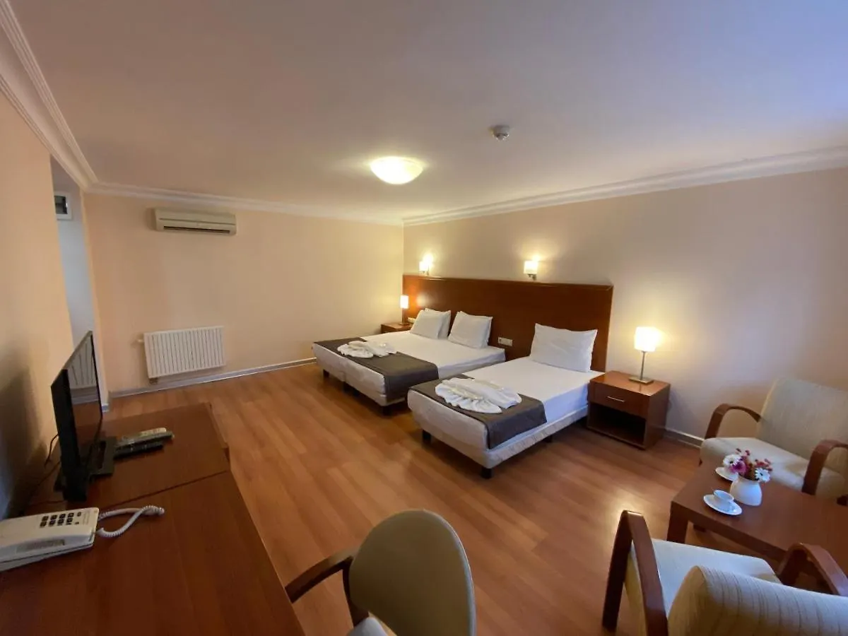Hotel Triada Gayrettepe Istanbul